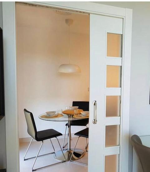 Casals Apartment ซาลอว์ ภายนอก รูปภาพ