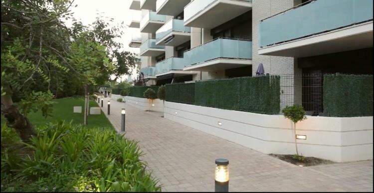 Casals Apartment ซาลอว์ ภายนอก รูปภาพ