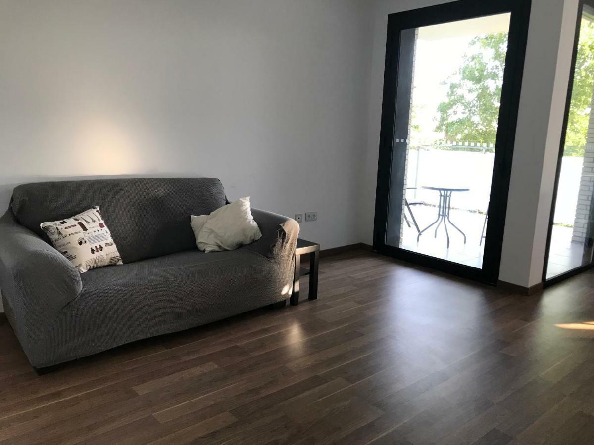 Casals Apartment ซาลอว์ ภายนอก รูปภาพ